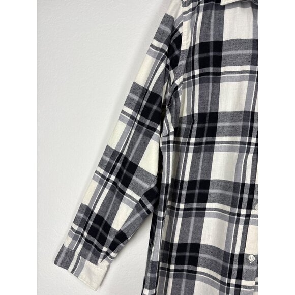 Old Navy Black & White Plaid Long Sleeve Button-Down Flannel Shirt Size 1X - Picture 4 of 7